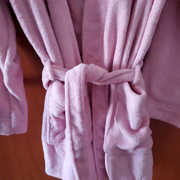 Robes - Picture 7 of 10